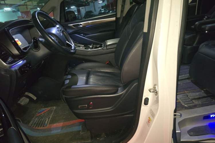 Used GAC Trumpchi M8 2023 Lingxiu Series 390T Prestige Edition Left Front Seat