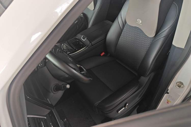 Used GAC Trumpchi M8 2023 Lingxiu Series 390T Deluxe Edition Left Front Seat