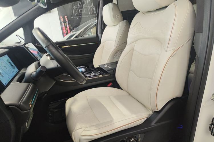 Used GAC Trumpchi M8 2023 Zongshi Series Dual-Motor YuZun Edition Left Front Seat