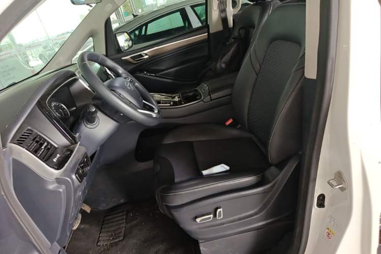 Used GAC Trumpchi M8 2023 Lingxiu Series 390T Luxury Edition Left Front Seat