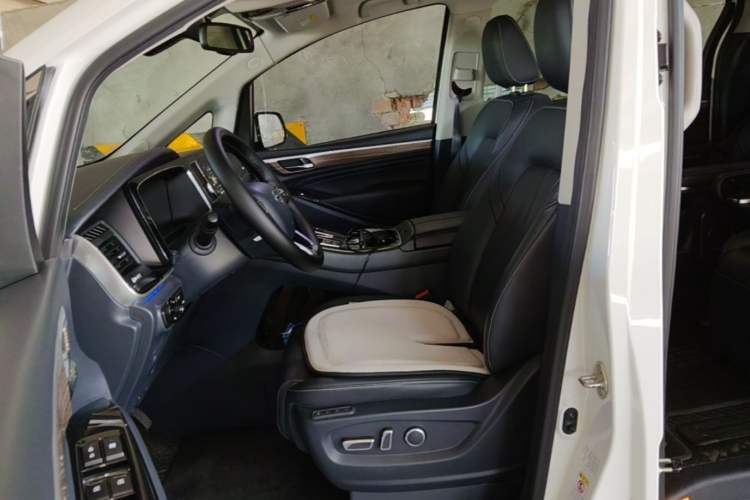 Used GAC Trumpchi M8 2023 Master Series 390T Ultimate Edition Left Front Seat