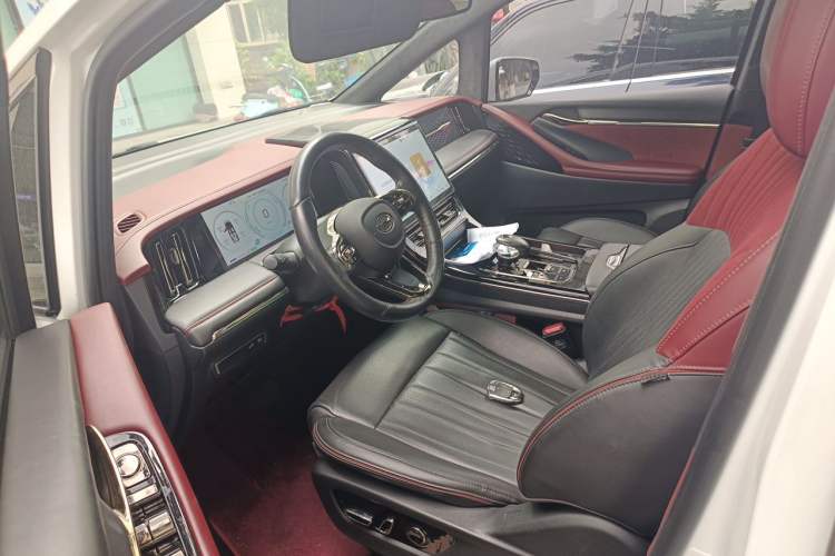 Used GAC Trumpchi M8 2023 Zongshi Series Dual-Motor Flagship Edition Left Front Seat