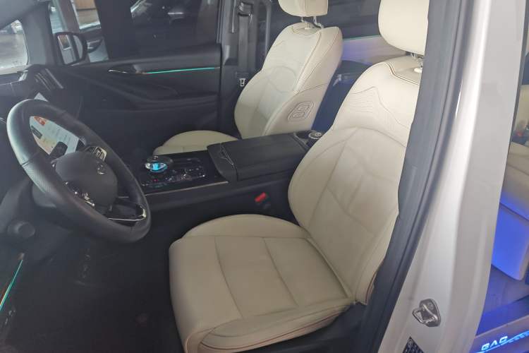 Used GAC Trumpchi M8 2023 Zongshi Series Dual-Motor YuZun Edition Left Front Seat