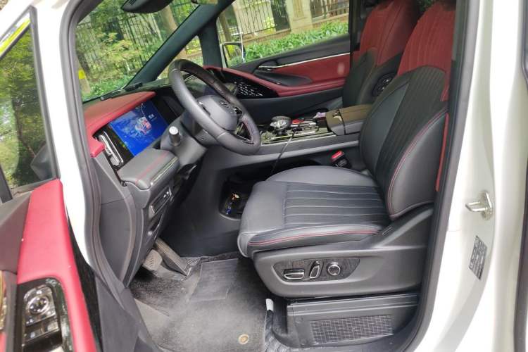 Used GAC Trumpchi M8 2023 Zongshi Series Dual-Motor YuZun Edition Left Front Seat