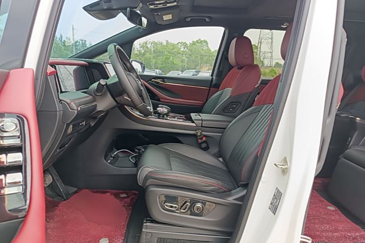 Used GAC Trumpchi M8 2023 Zongshi Series Dual-Motor Flagship Edition Left Front Seat