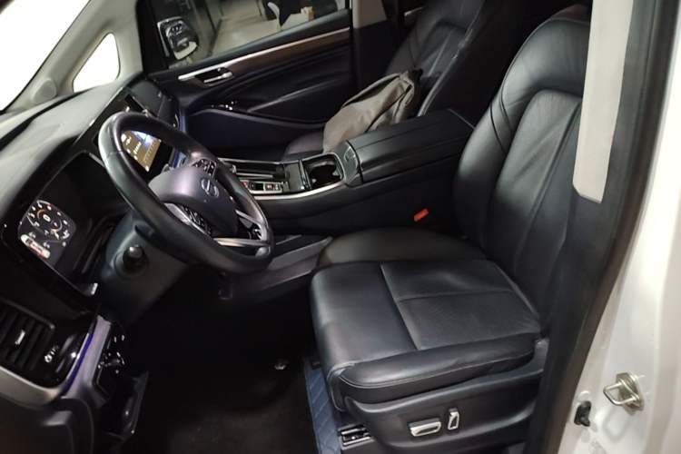 Used GAC Trumpchi M8 2023 Master Series 390T Prestige Edition Left Front Seat
