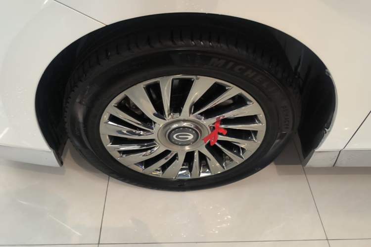 Used GAC Trumpchi M8 2023 Zongshi Series 400T Flagship Edition Left Front Wheel Hub
