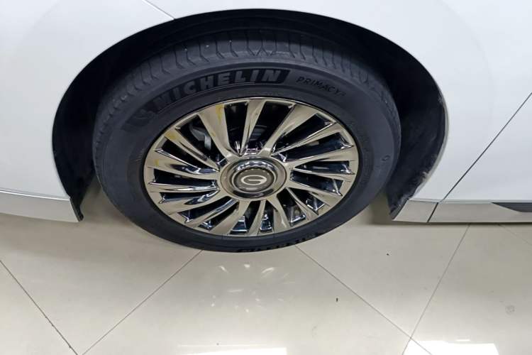 Used GAC Trumpchi M8 2023 Zongshi Series 400T Ultimate Edition Left Front Wheel Hub