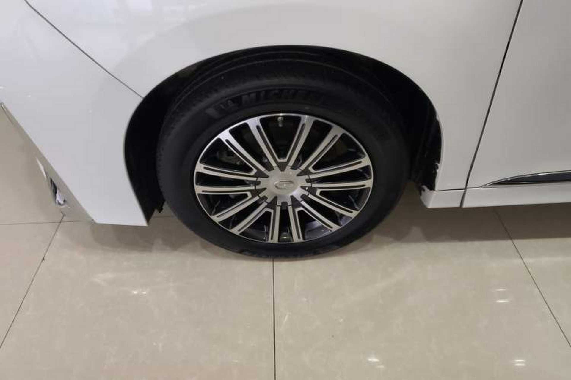 Used GAC Trumpchi M8 2023 Lingxiu Series 390T Prestige Edition Left Front Wheel Hub