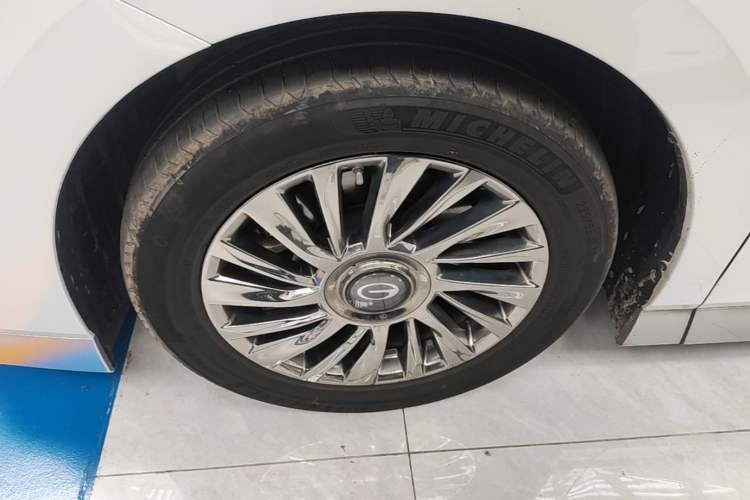 Used GAC Trumpchi M8 2023 Zongshi Series 400T Flagship Edition Left Front Wheel Hub