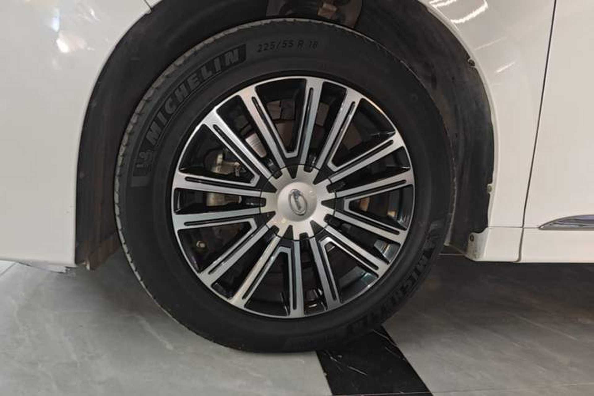 Used GAC Trumpchi M8 2023 Lingxiu Series 390T Ultimate Edition Left Front Wheel Hub