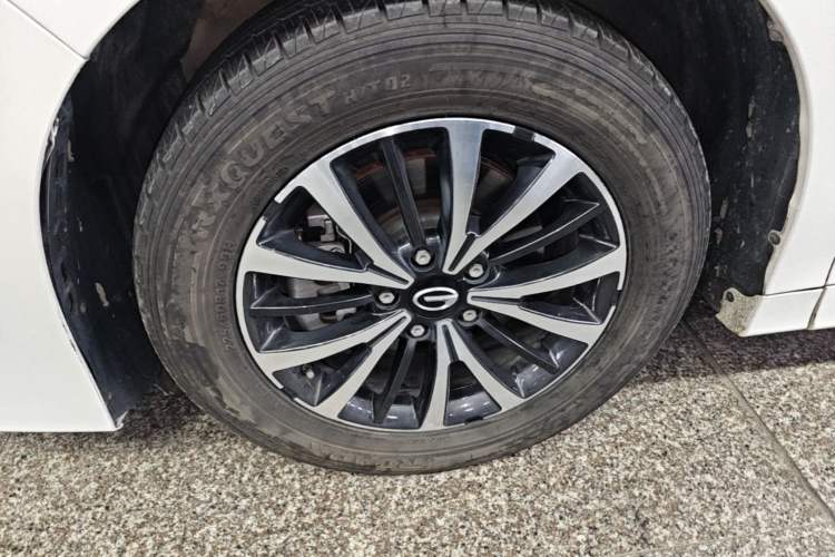 Used GAC Trumpchi M8 2023 Lingxiu Series 390T Luxury Edition Left Front Wheel Hub