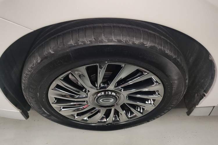 Used GAC Trumpchi M8 2023 Zongshi Series 400T Flagship Edition Left Front Wheel Hub