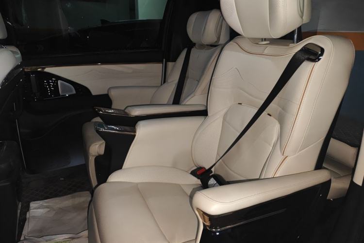 Used GAC Trumpchi M8 2023 Zongshi Series Dual-Motor YuZun Edition Left Rear Seat