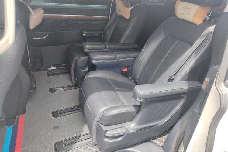 Used GAC Trumpchi M8 2023 Lingxiu Series 390T Ultimate Edition Left Rear Seat