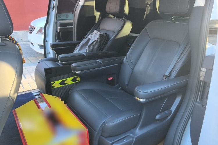 Used GAC Trumpchi M8 2023 Lingxiu Series 390T Prestige Edition Left Rear Seat