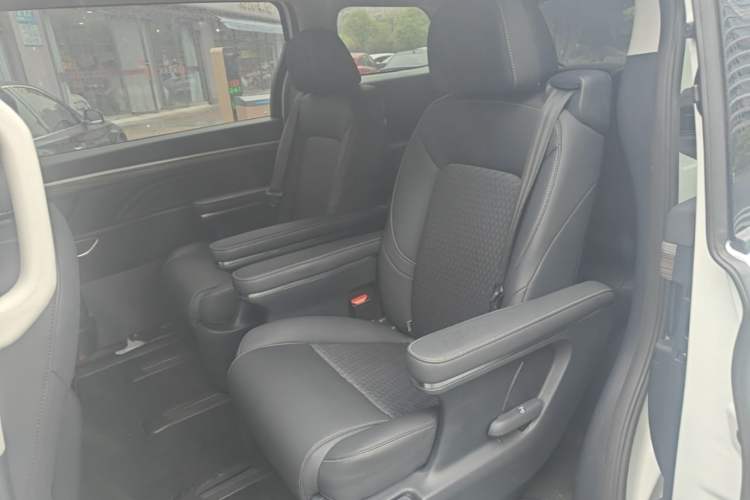 Used GAC Trumpchi M8 2023 Lingxiu Series 390T Luxury Edition Left Rear Seat