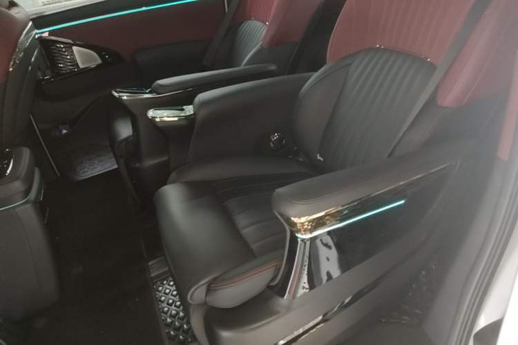 Used GAC Trumpchi M8 2023 Zongshi Series 400T Flagship Edition Left Rear Seat