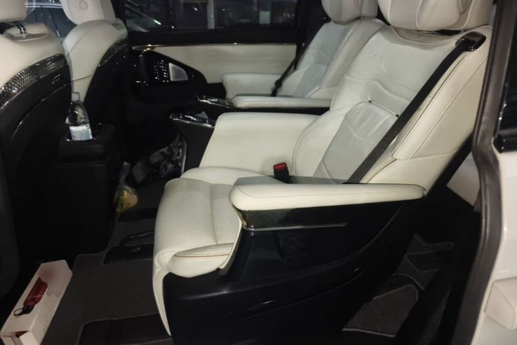 Used GAC Trumpchi M8 2023 Zongshi Series Dual-Motor YuZun Edition Left Rear Seat