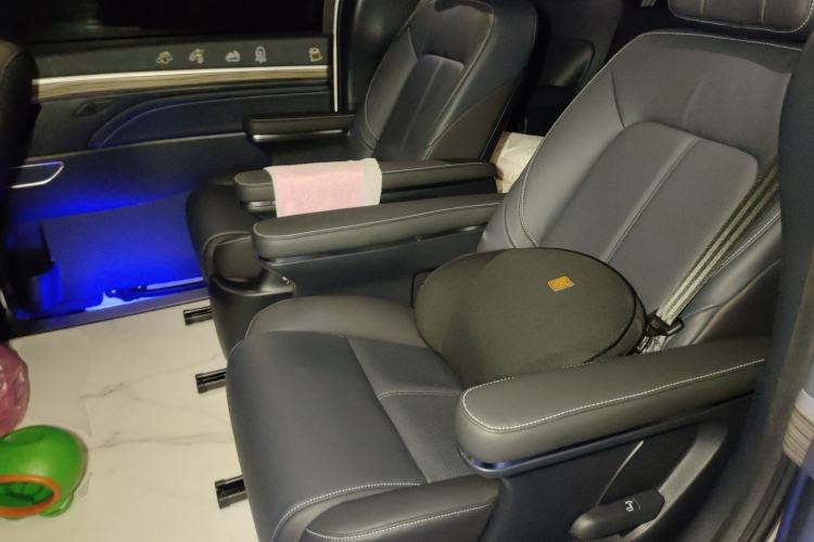 Used GAC Trumpchi M8 2023 Lingxiu Series 390T Deluxe Edition Left Rear Seat