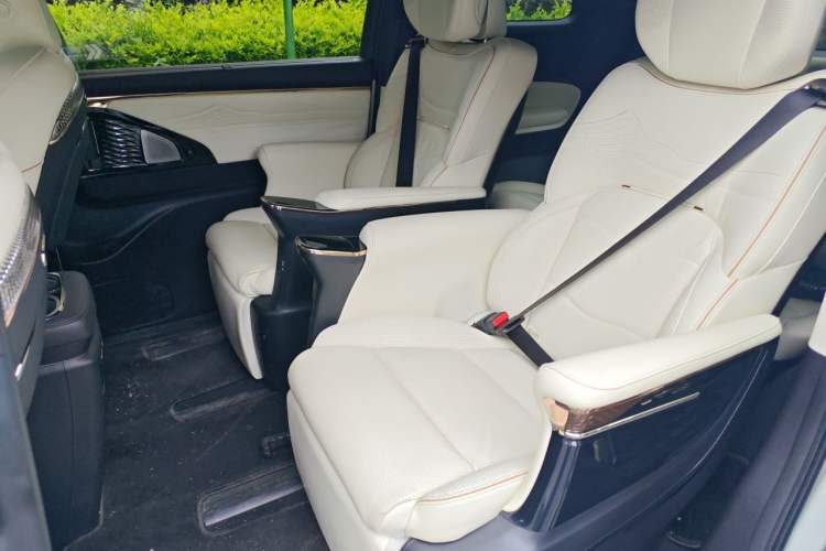 Used GAC Trumpchi M8 2023 Zongshi Series 400T Flagship Edition Left Rear Seat