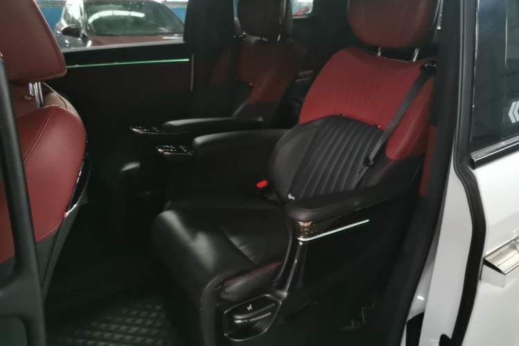Used GAC Trumpchi M8 2023 Zongshi Series 400T Ultimate Edition Left Rear Seat