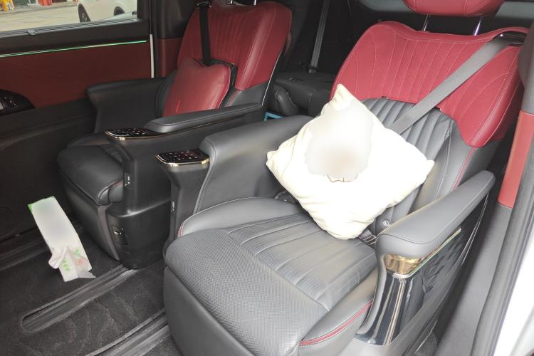 Used GAC Trumpchi M8 2023 Zongshi Series Dual-Motor Flagship Edition Left Rear Seat
