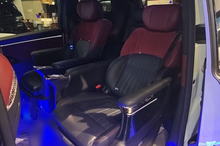 Used GAC Trumpchi M8 2023 Zongshi Series Dual-Motor YuZun Edition Left Rear Seat