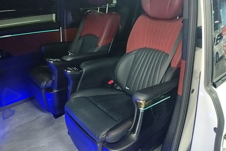 Used GAC Trumpchi M8 2023 Zongshi Series Dual-Motor Flagship Edition Left Rear Seat