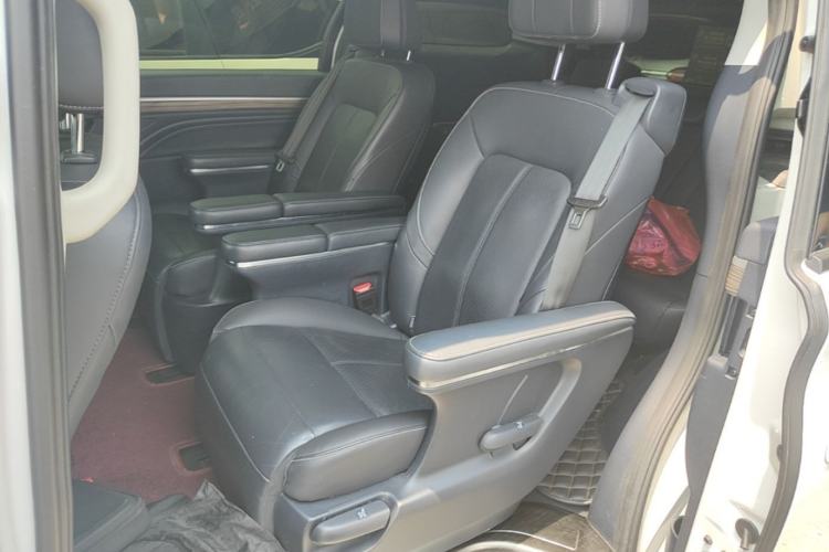Used GAC Trumpchi M8 2023 Lingxiu Series 390T Prestige Edition Left Rear Seat