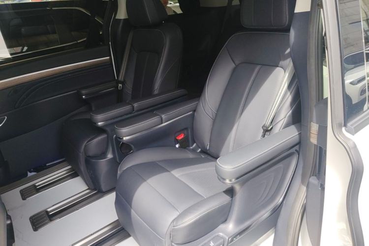 Used GAC Trumpchi M8 2023 Lingxiu Series 390T Ultimate Edition Left Rear Seat