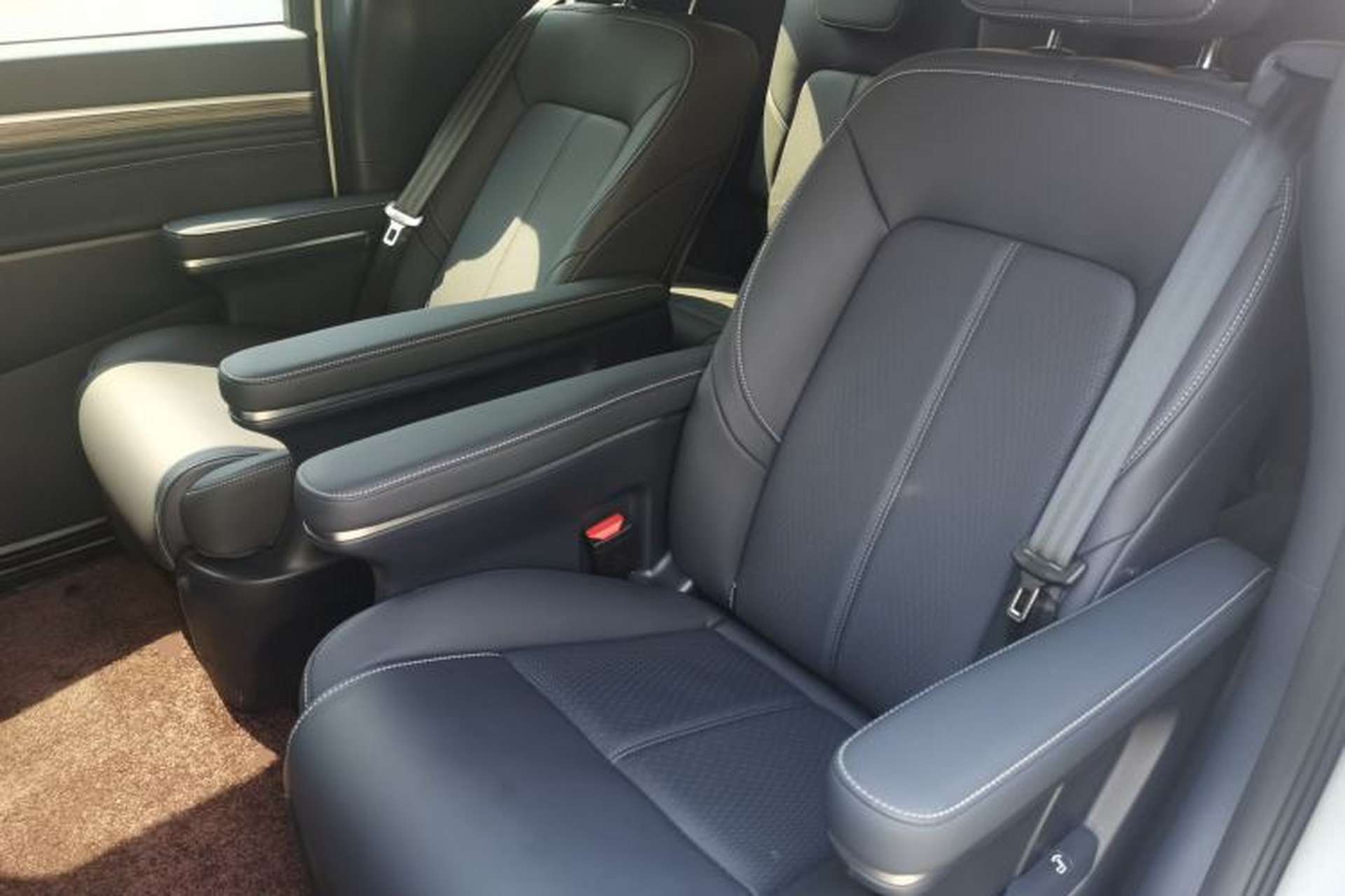 Used GAC Trumpchi M8 2023 Lingxiu Series 390T Deluxe Edition Left Rear Seat
