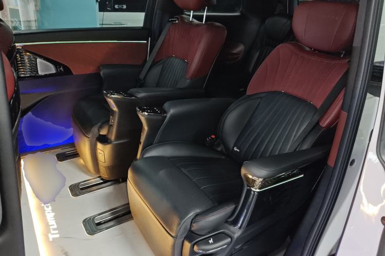 Used GAC Trumpchi M8 2023 Zongshi Series Dual-Motor Supreme Edition Left Rear Seat