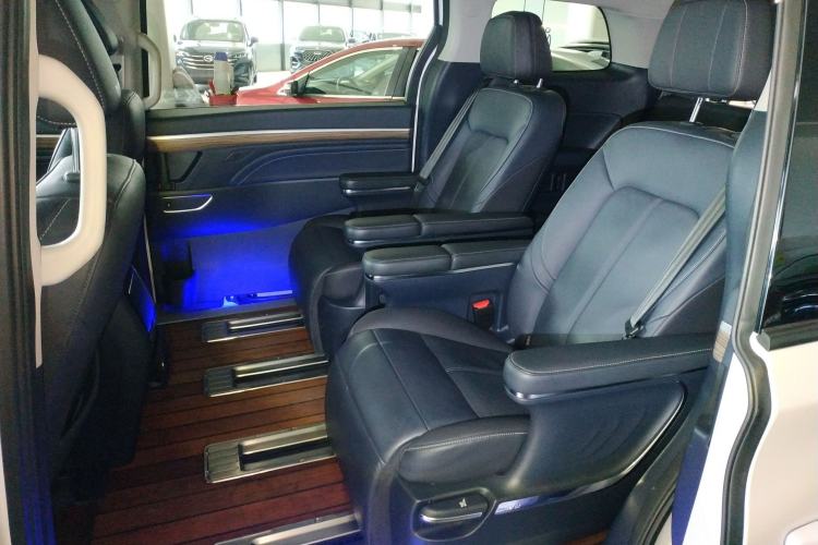 Used GAC Trumpchi M8 2023 Master Series 390T Prestige Edition Left Rear Seat