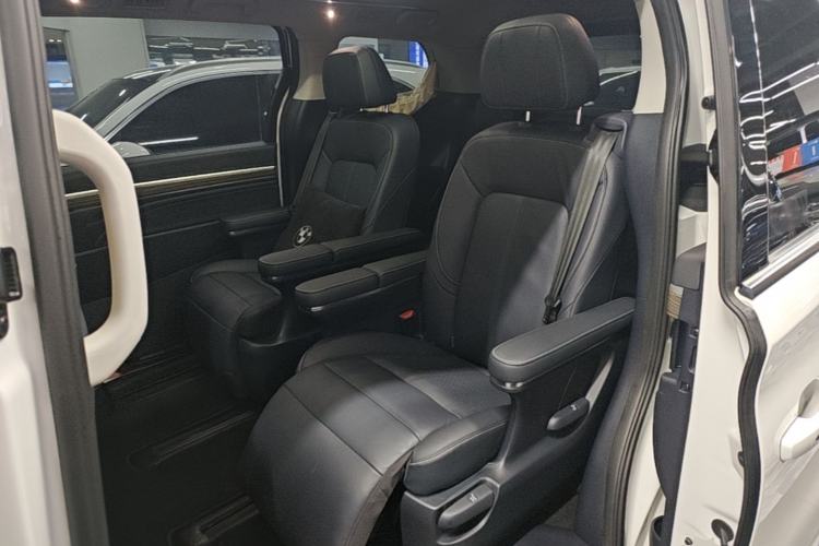 Used GAC Trumpchi M8 2023 Lingxiu Series 390T Prestige Edition Left Rear Seat