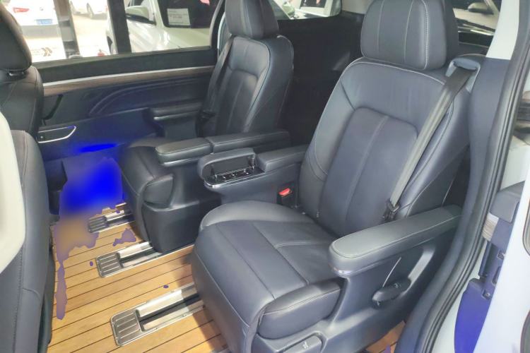 Used GAC Trumpchi M8 2023 Lingxiu Series 390T Prestige Edition Left Rear Seat