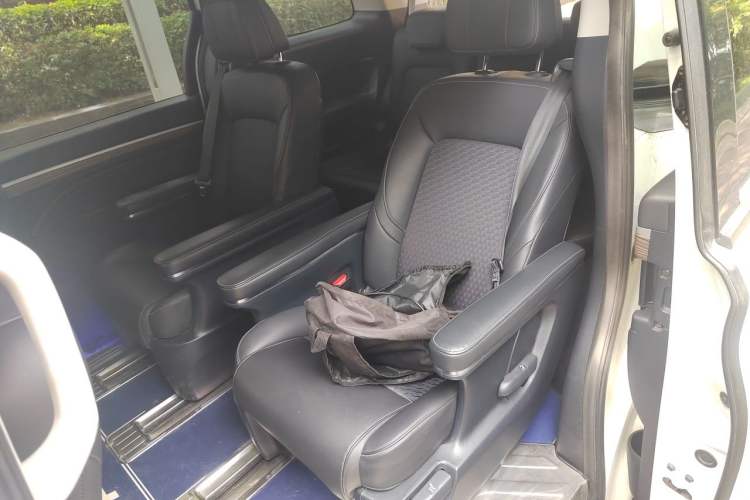 Used GAC Trumpchi M8 2023 Lingxiu Series 390T Luxury Edition Left Rear Seat