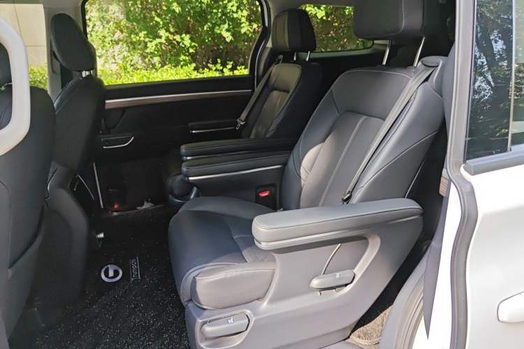 Used GAC Trumpchi M8 2023 Lingxiu Series 390T Deluxe Edition Left Rear Seat