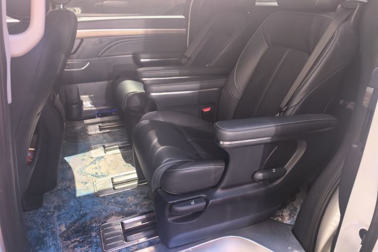 Used GAC Trumpchi M8 2023 Lingxiu Series 390T Deluxe Edition Left Rear Seat