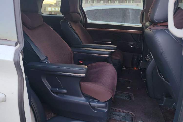 Used GAC Trumpchi M8 2023 Lingxiu Series 390T Deluxe Edition Left Rear Seat