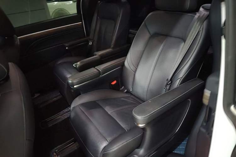 Used GAC Trumpchi M8 2023 Master Series 390T Prestige Edition Left Rear Seat