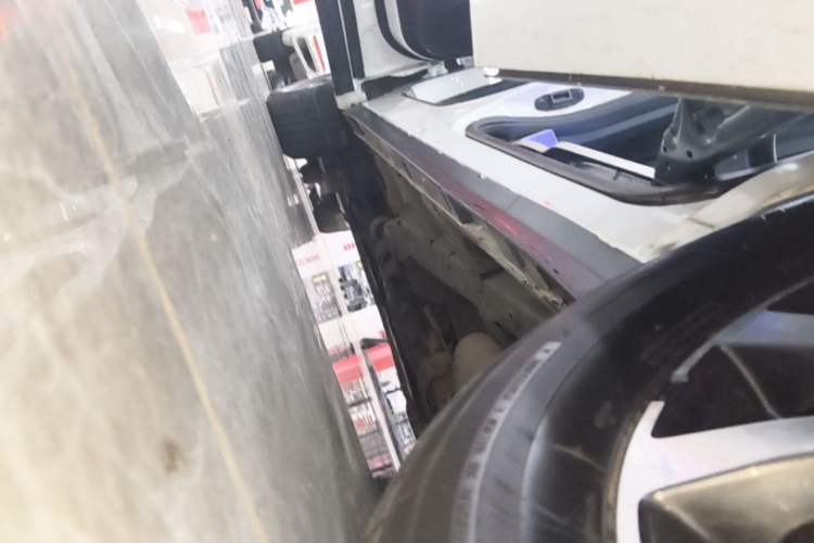 Used GAC Trumpchi M8 2023 Lingxiu Series 390T Deluxe Edition Left Side Sill