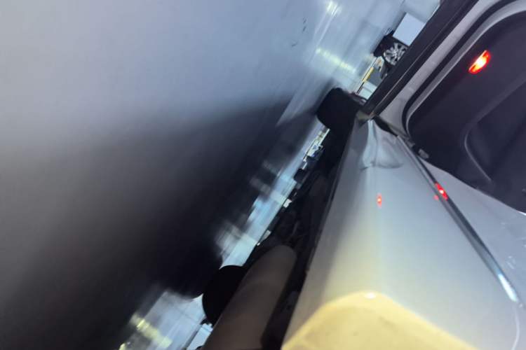 Used GAC Trumpchi M8 2023 Lingxiu Series 390T Deluxe Edition Left Side Sill