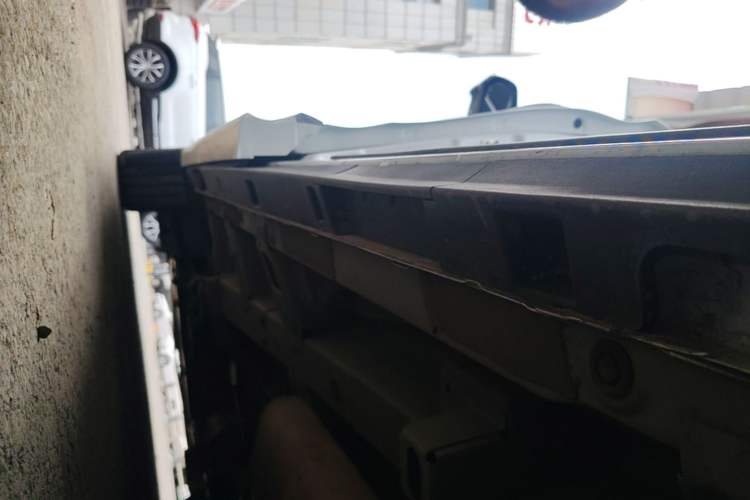 Used GAC Trumpchi M8 2023 Lingxiu Series 390T Ultimate Edition Left Side Sill