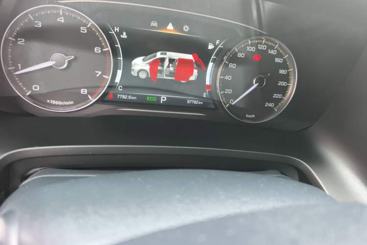 Used GAC Trumpchi M8 2023 Lingxiu Series 390T Deluxe Edition Odometer Close Up