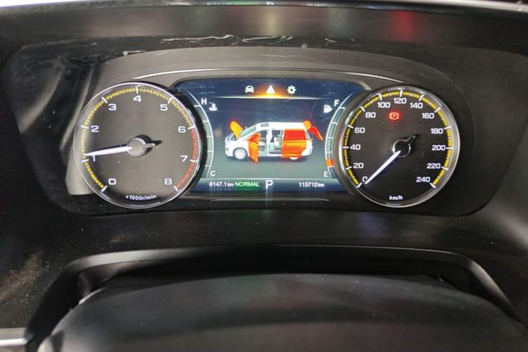 Used GAC Trumpchi M8 2023 Lingxiu Series 390T Luxury Edition Odometer Close Up