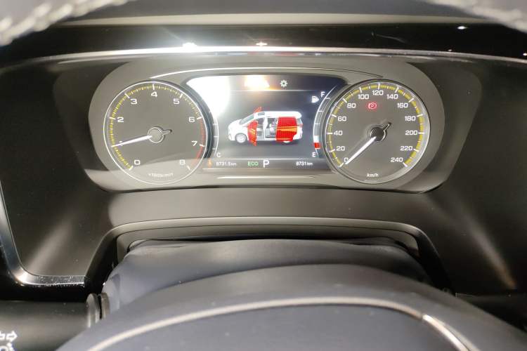 Used GAC Trumpchi M8 2023 Lingxiu Series 390T Deluxe Edition Odometer Close Up