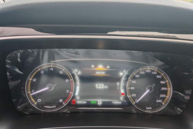 Used GAC Trumpchi M8 2023 Lingxiu Series 390T Deluxe Edition Odometer Close Up