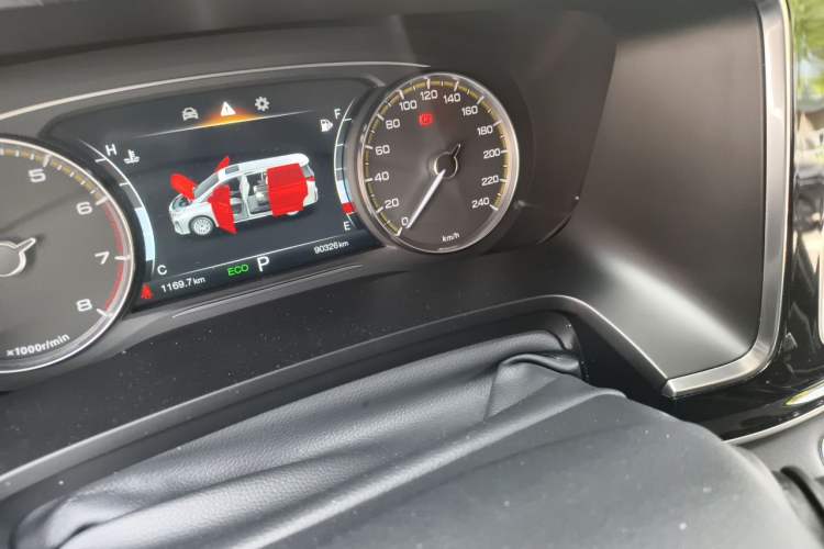 Used GAC Trumpchi M8 2023 Lingxiu Series 390T Luxury Edition Odometer Close Up