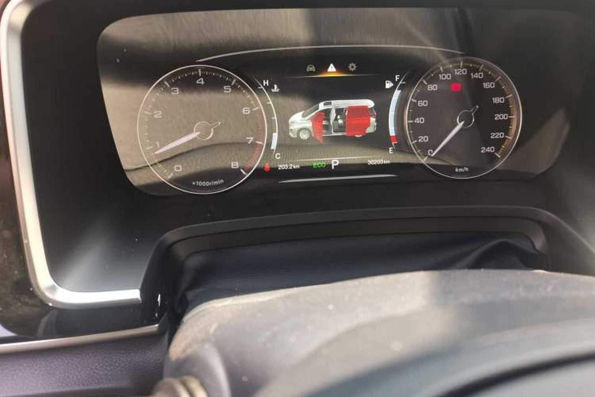 Used GAC Trumpchi M8 2023 Lingxiu Series 390T Deluxe Edition Odometer Close Up